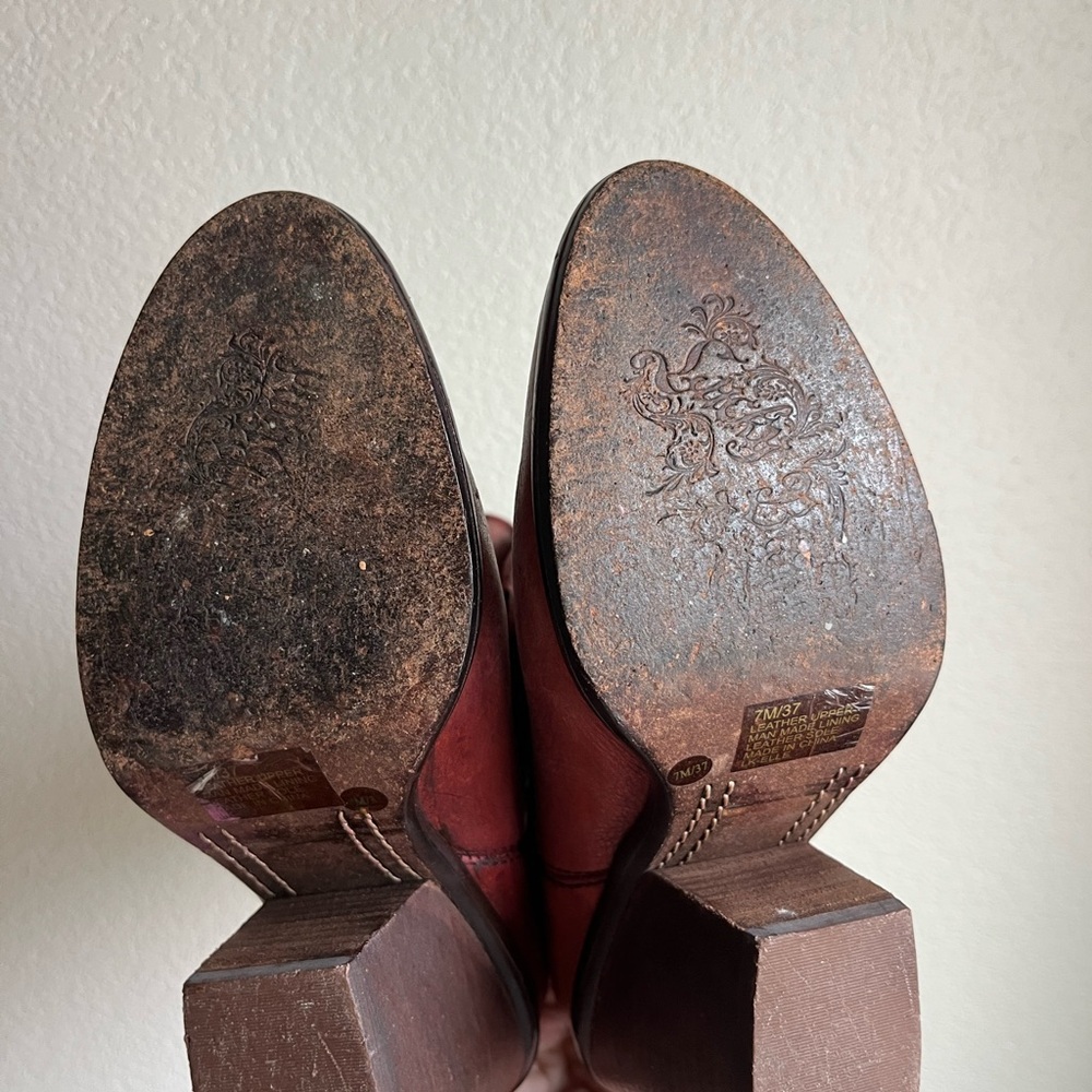 Vintage Lucky Women's Red Leather Western Ankle Boots - Picture 7 of 7